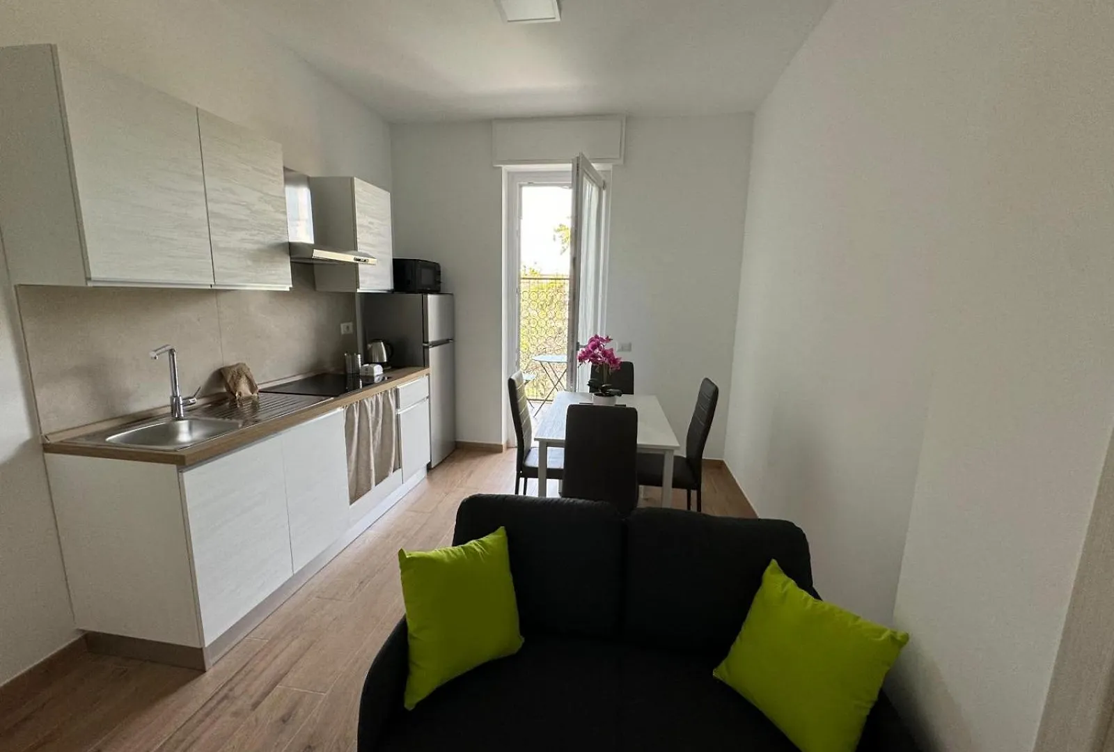 Poetto Relax Apartment Bilocale Green Quartu Sant'Elena