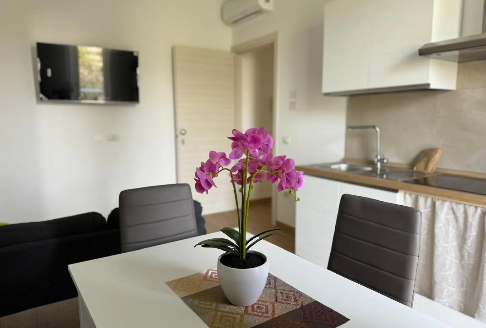 Poetto Relax Apartment Bilocale Green Quartu Sant'Elena Italy